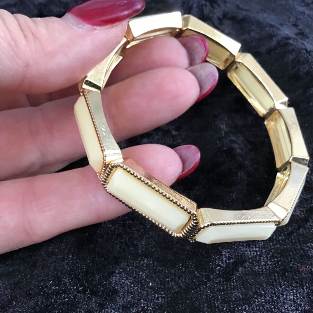 White Rectangle Bead Stretch Bracelet Gold Tone Trim Glows In UV Light Jewelry